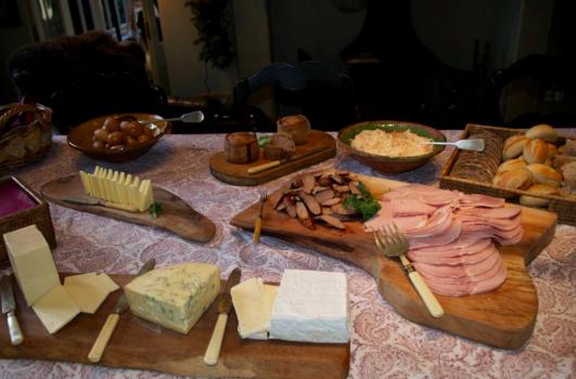 - Clara's Kitchen