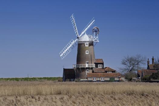 Exclusive Hire Wedding Venues - Cley Windmill