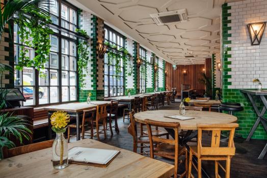 Pub Wedding Venues - The Singer Tavern