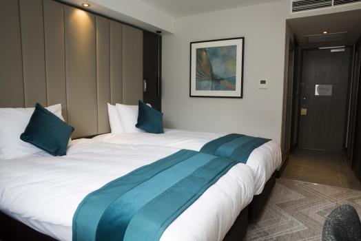 Civil Ceremony License Wedding Venues - Crowne Plaza Basingstoke Hotel