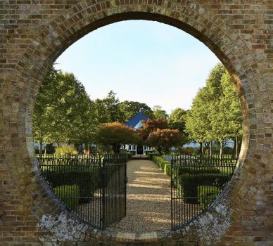 Exclusive Hire Wedding Venues - Hanbury Manor Marriott Hotel & Country Club