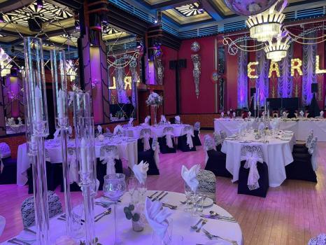 - The Earl of Doncaster Hotel