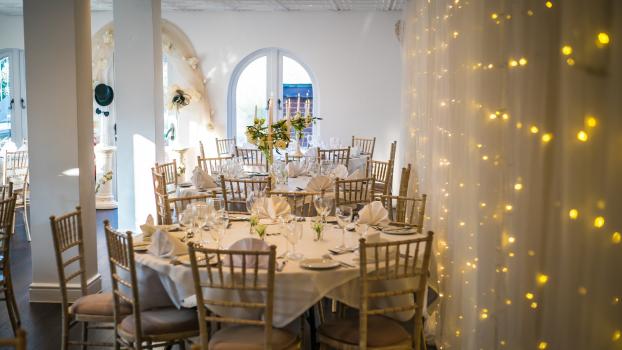 Exclusive Hire Wedding Venues - Gray Manor Hotel