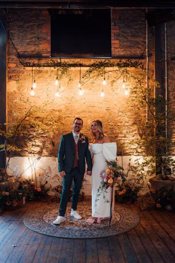 - Ivy & Gold Studio