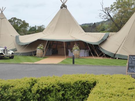 Exclusive Hire Wedding Venues - Carr Mount