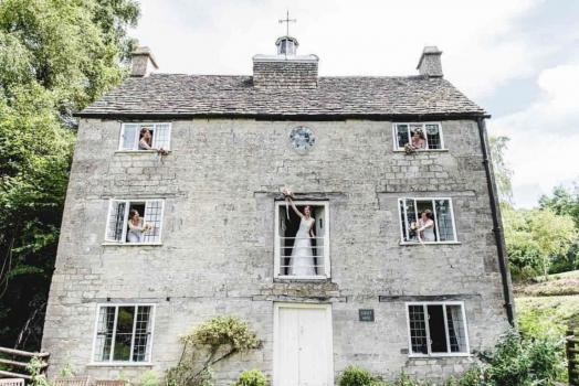 Exclusive Hire Wedding Venues - Owlpen Manor