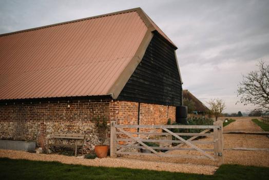 Exclusive Hire Wedding Venues - Chidham Barn